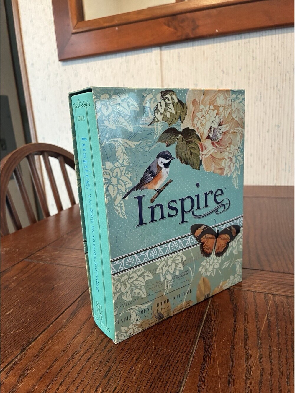 Inspire : The Bible for Creative Journaling by New Living Translation